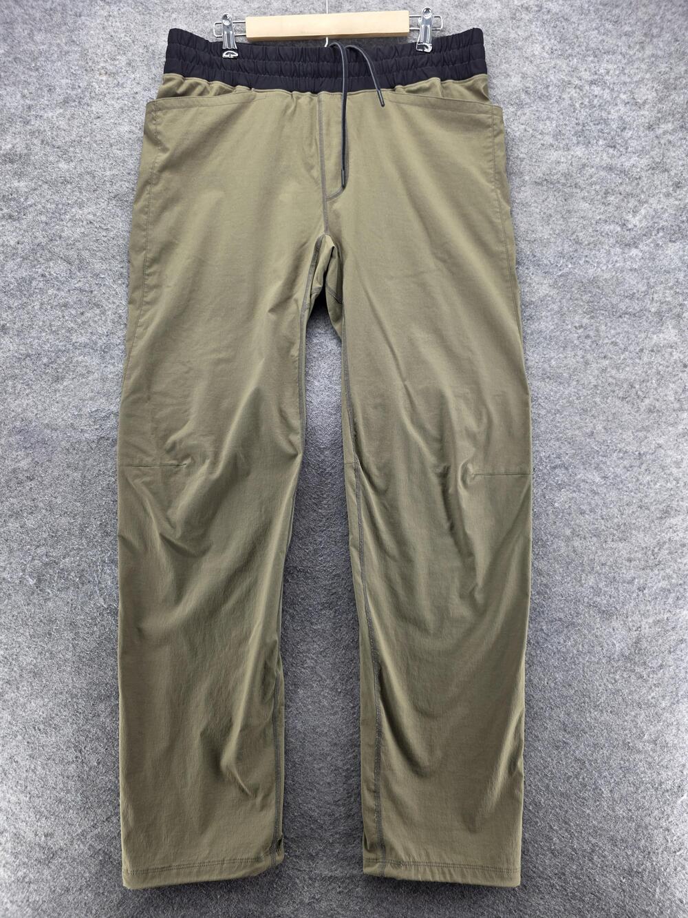 QOR Pants Mens L Green Track Pants Woven Elastic Waist Pockets Drawstring